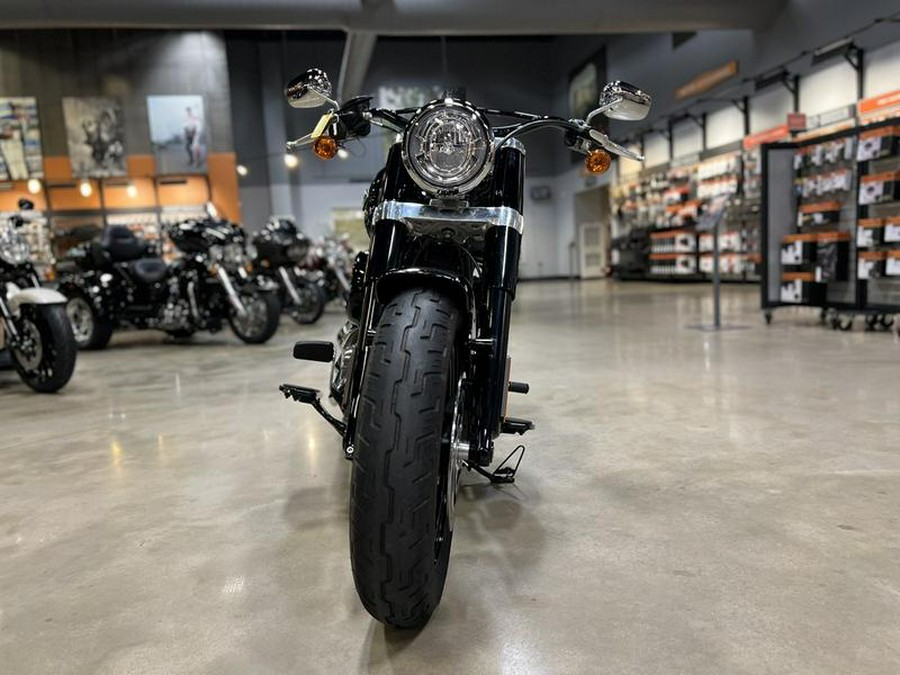 2019 Harley-Davidson® FLSL - Softail® Softail Slim®