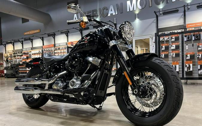 2019 Harley-Davidson® FLSL - Softail® Softail Slim®