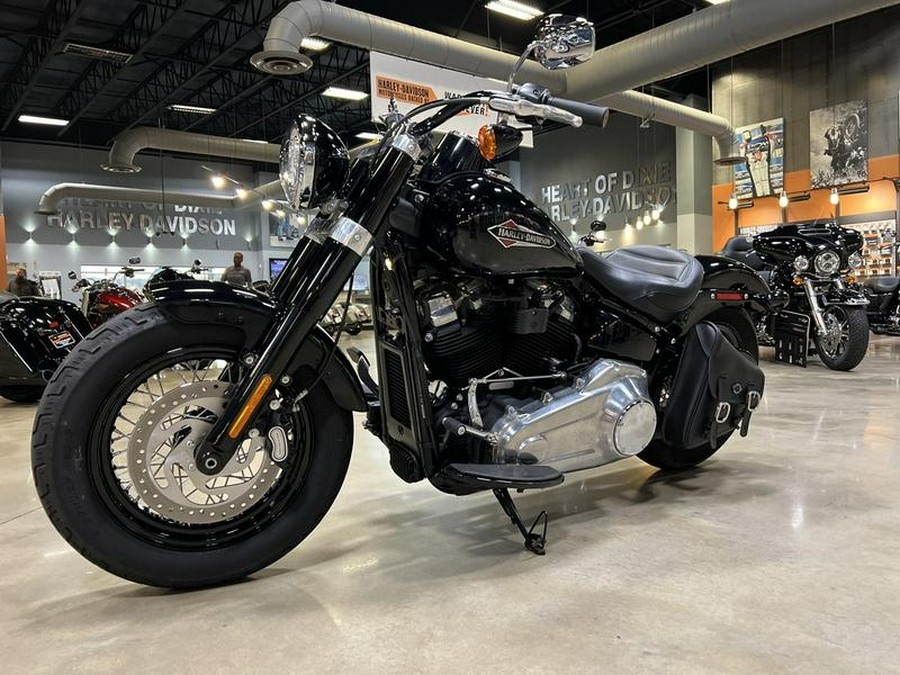 2019 Harley-Davidson® FLSL - Softail® Softail Slim®