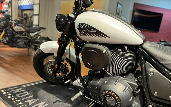 2024 Indian Motorcycle® Chief Bobber Ghost White Metallic Smoke