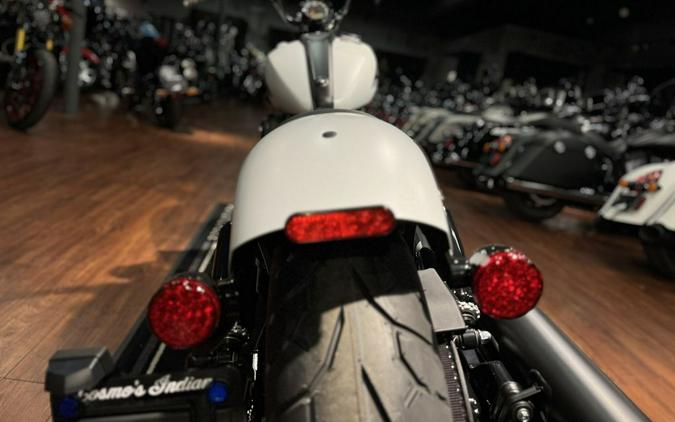 2024 Indian Motorcycle® Chief Bobber Ghost White Metallic Smoke