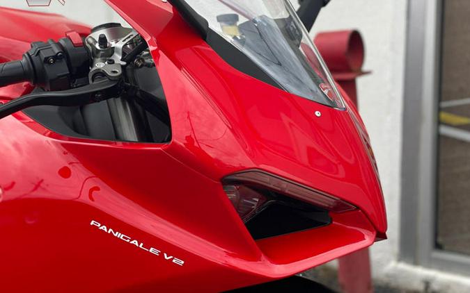 2025 Ducati Panigale V2 Ducati Red