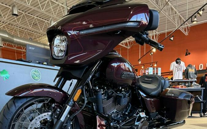 FLHXSE 2024 CVO™ Street Glide®