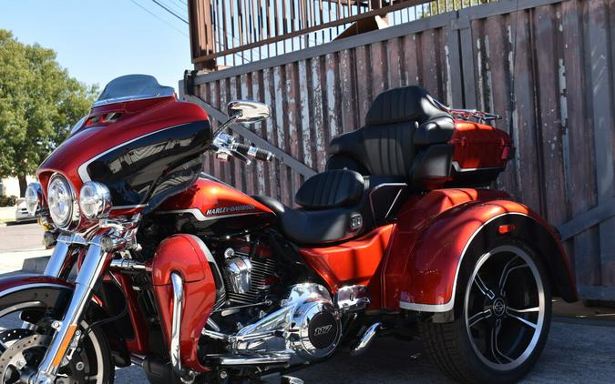 2021 Harley-Davidson® CVO™ Tri Glide® FLHTCUTGSE