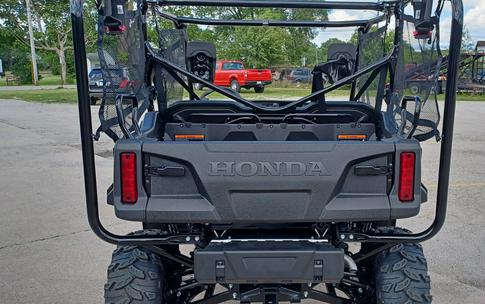 2024 Honda Pioneer 1000-5 Deluxe