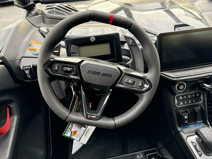 2026 Can-Am Maverick R MAX X Rc