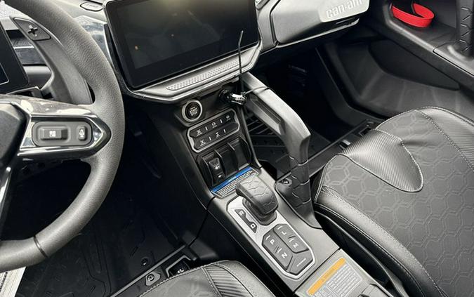 2026 Can-Am Maverick R MAX X Rc