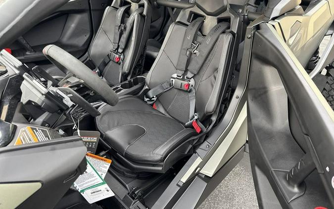 2026 Can-Am Maverick R MAX X Rc