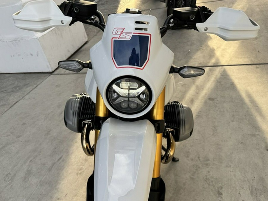 2026 BMW R 12 GS Light White