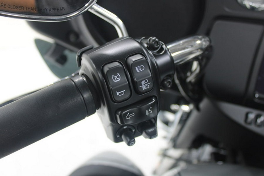 2024 Harley-Davidson Trike FLHTCUTG - Tri Glide Ultra