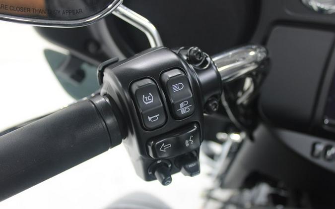 2024 Harley-Davidson Trike FLHTCUTG - Tri Glide Ultra