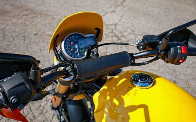 2026 Triumph Scrambler 400 XC