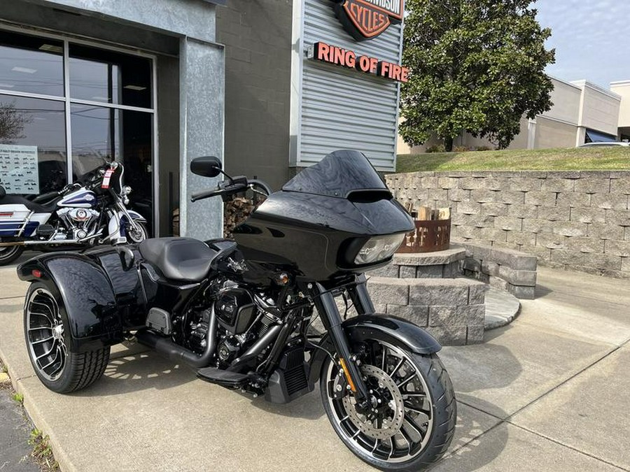 2024 Harley-Davidson® FLTRT - Road Glide® 3