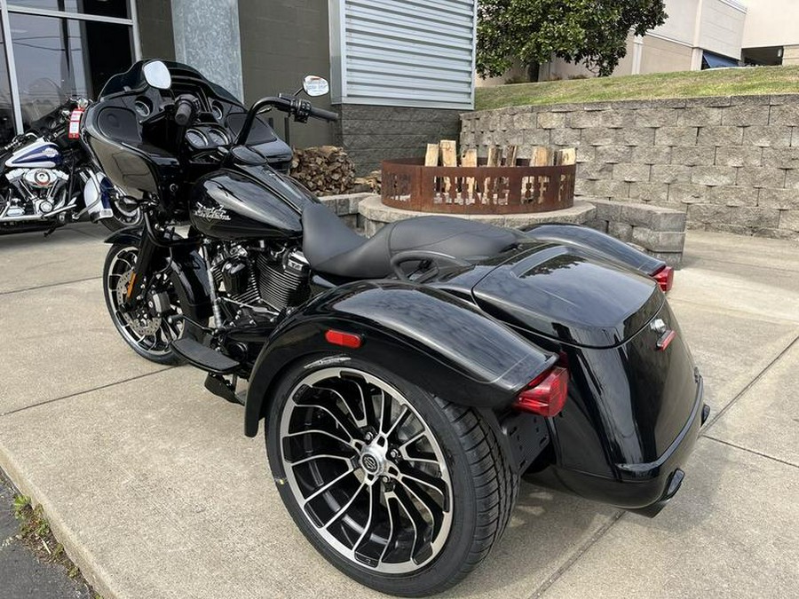 2025 Harley-Davidson® FLTRT - Road Glide® 3