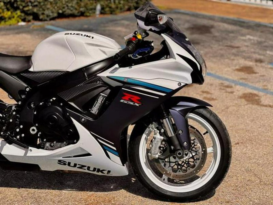 2023 Suzuki GSX-R600