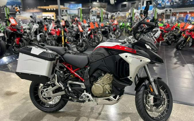 2025 Ducati MULTISTRADA V4 RALLY TRAVEL & RADAR SPOKED WHEELS