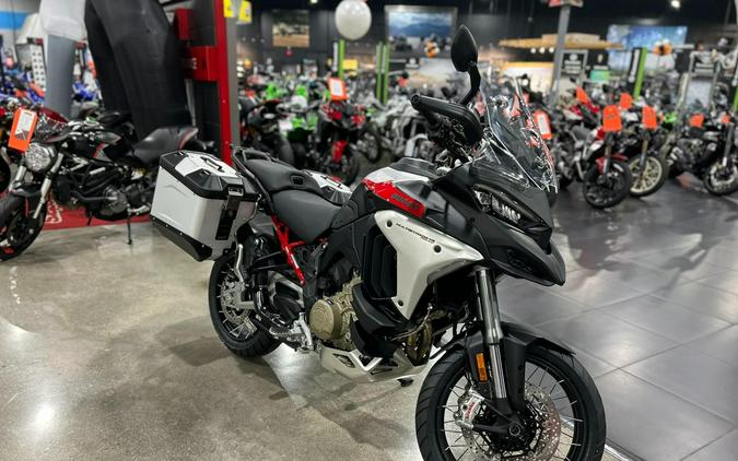 2025 Ducati MULTISTRADA V4 RALLY TRAVEL & RADAR SPOKED WHEELS