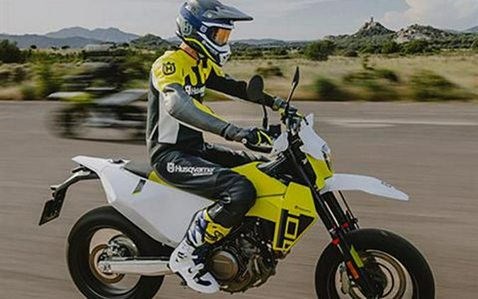2026 Husqvarna 701 Supermoto