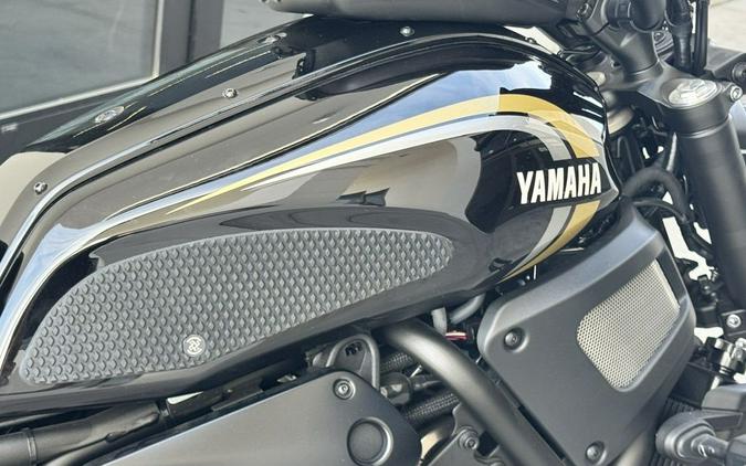 2023 Yamaha XSR700