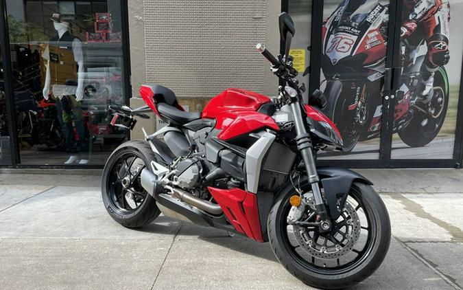 2023 Ducati Streetfighter V2 Ducati Red