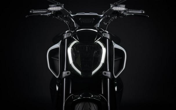 2024 Ducati Diavel V4