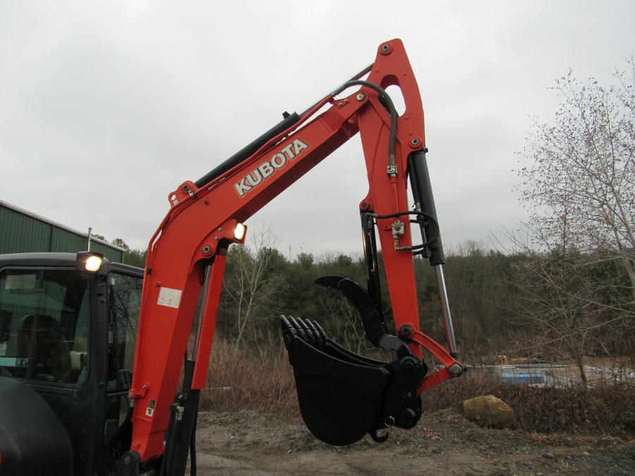 2015 Kubota KUBOTA KX040-4 WITH ANGLE BLADE AND THUMB