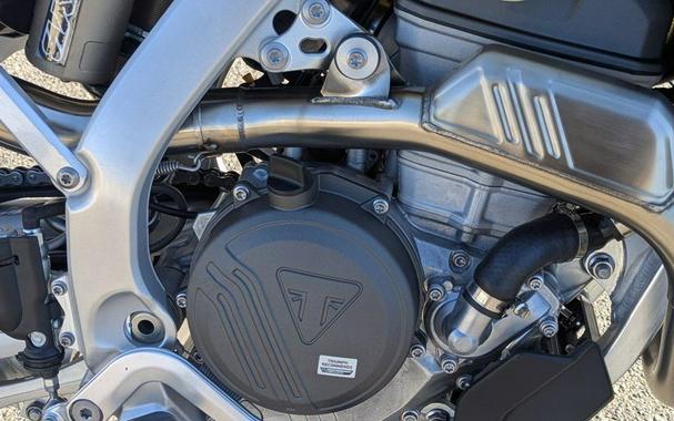 2026 Triumph TF 250-E Jet Black/Pure White