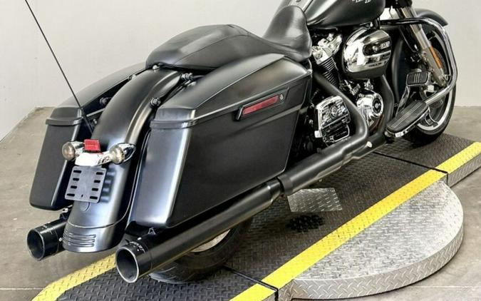 2017 Harley-Davidson® Street Glide® Special FLHXS