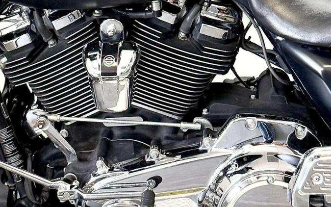 2017 Harley-Davidson® Street Glide® Special FLHXS