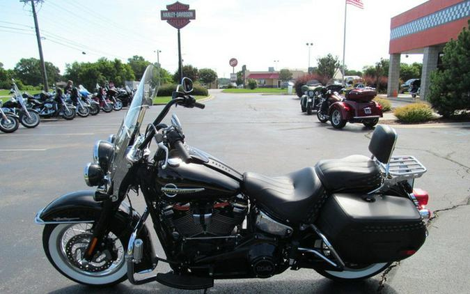 2020 Harley-Davidson Softail FLHCS - Heritage Classic 114