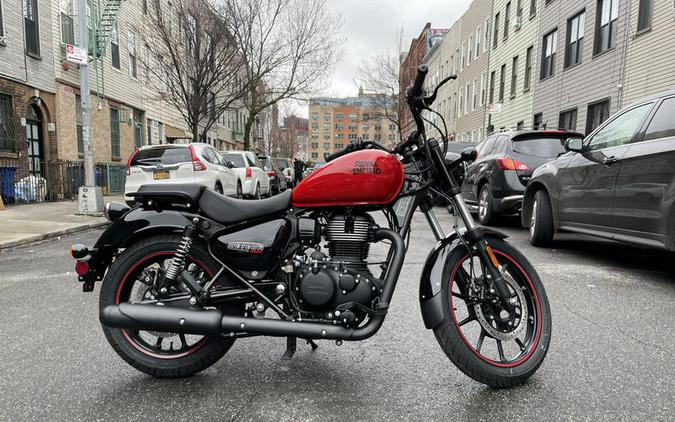 2023 Royal Enfield Meteor 350 Fireball Red