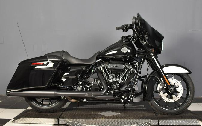 2023 Harley-Davidson Street Glide Special