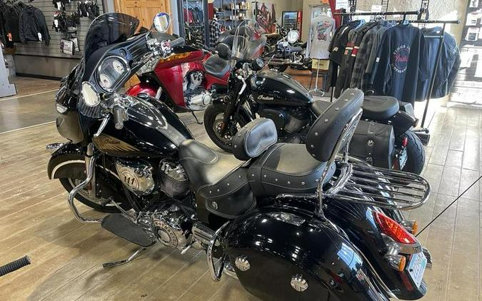 2014 Indian Motorcycle® Chieftain™ Thunder Black