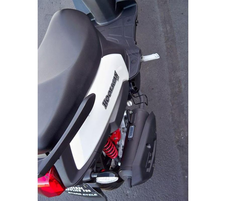 2021 Genuine Scooters Hooligan 170i