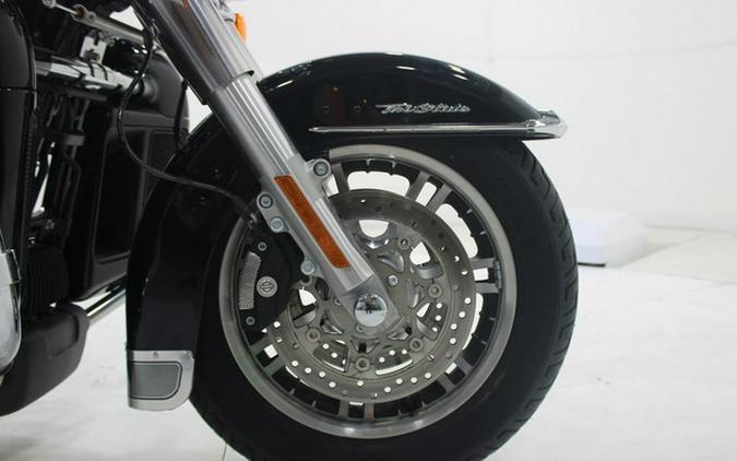 2024 Harley-Davidson Trike FLHTCUTG - Tri Glide Ultra