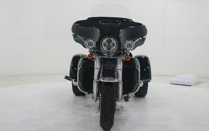 2024 Harley-Davidson Trike FLHTCUTG - Tri Glide Ultra