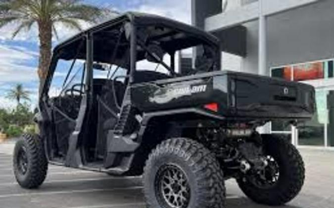 2026 Can-Am® Defender MAX XT HD11 With 10.25 in.display