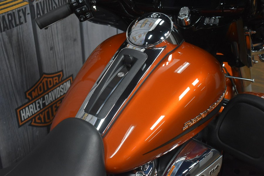 FLHTCUTG 2019 Tri Glide® Ultra