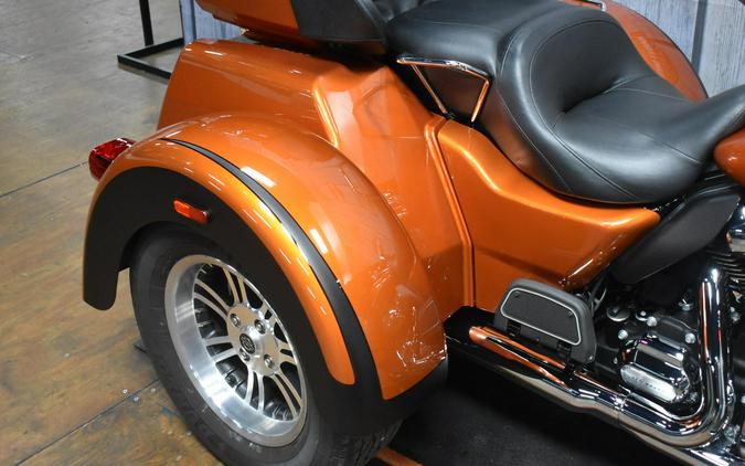 FLHTCUTG 2019 Tri Glide® Ultra