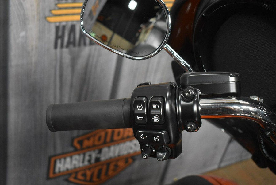FLHTCUTG 2019 Tri Glide® Ultra