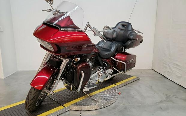 2015 Harley-Davidson CVO Road Glide Ultra RED