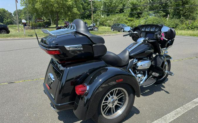 2021 Harley-Davidson® FLHTCUTG - Tri Glide® Ultra