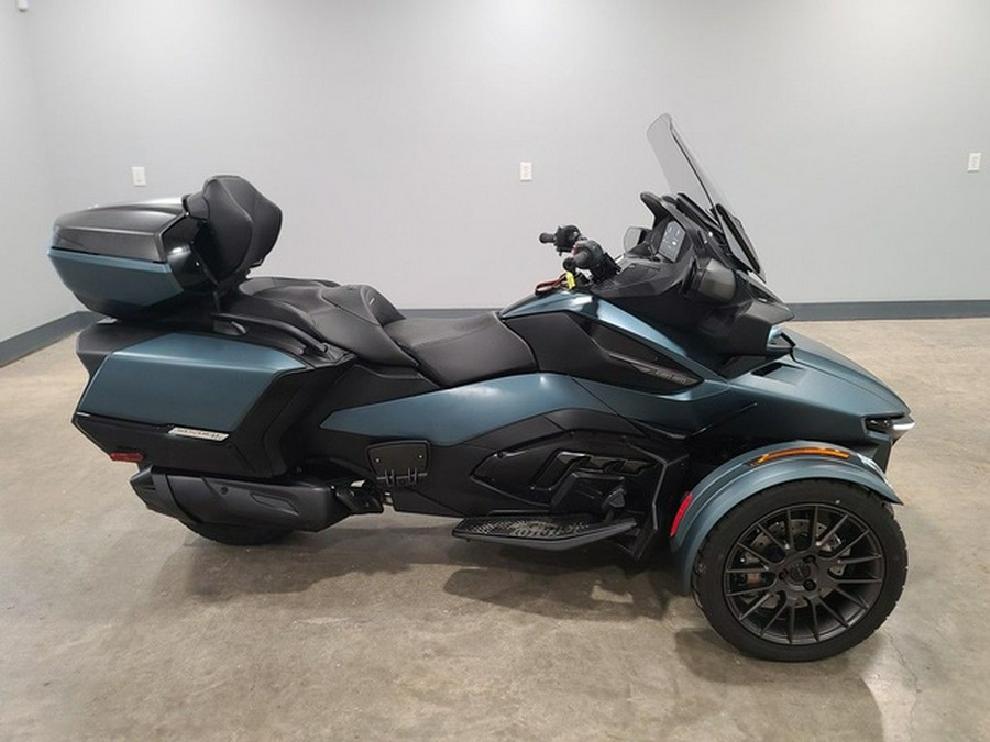 2026 Can-Am Spyder RT Limited Dark