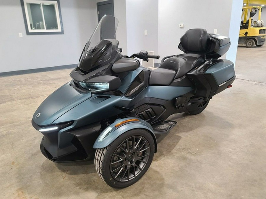 2026 Can-Am Spyder RT Limited Dark