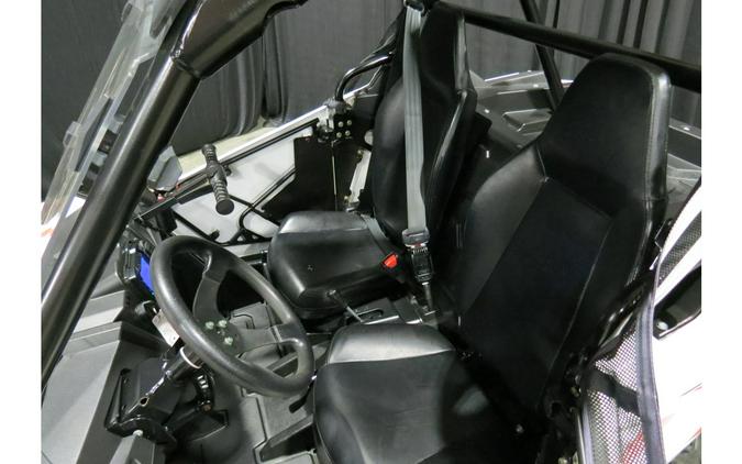 2022 Polaris RZR 200 EFI White Lightning/Indy Red