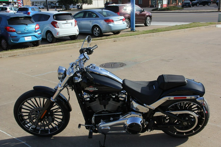 2025 Harley-Davidson Breakout