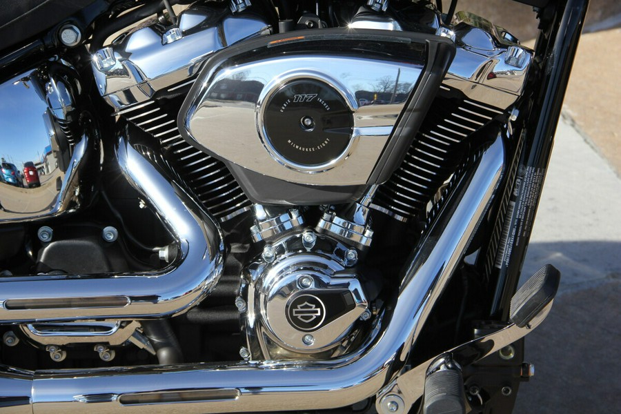 2025 Harley-Davidson Breakout