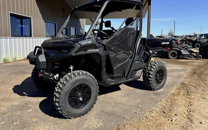 2026 Can-Am® Defender XT HD11 With 10.25 in.display