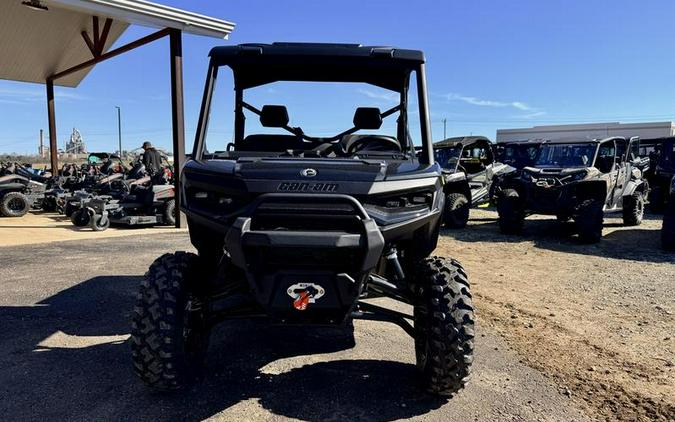 2026 Can-Am® Defender XT HD11 With 10.25 in.display