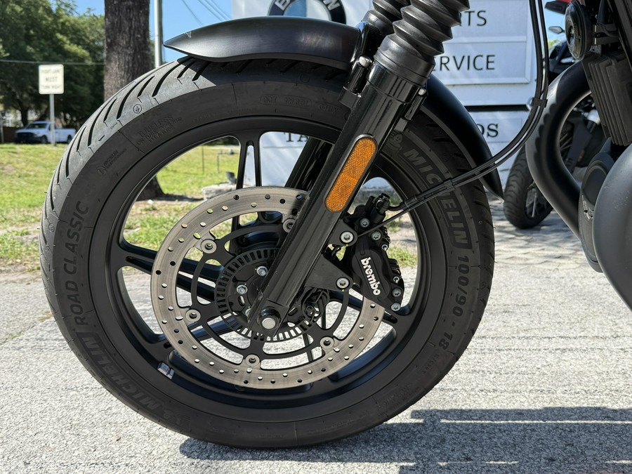 2024 Moto Guzzi V7 Stone Corsa